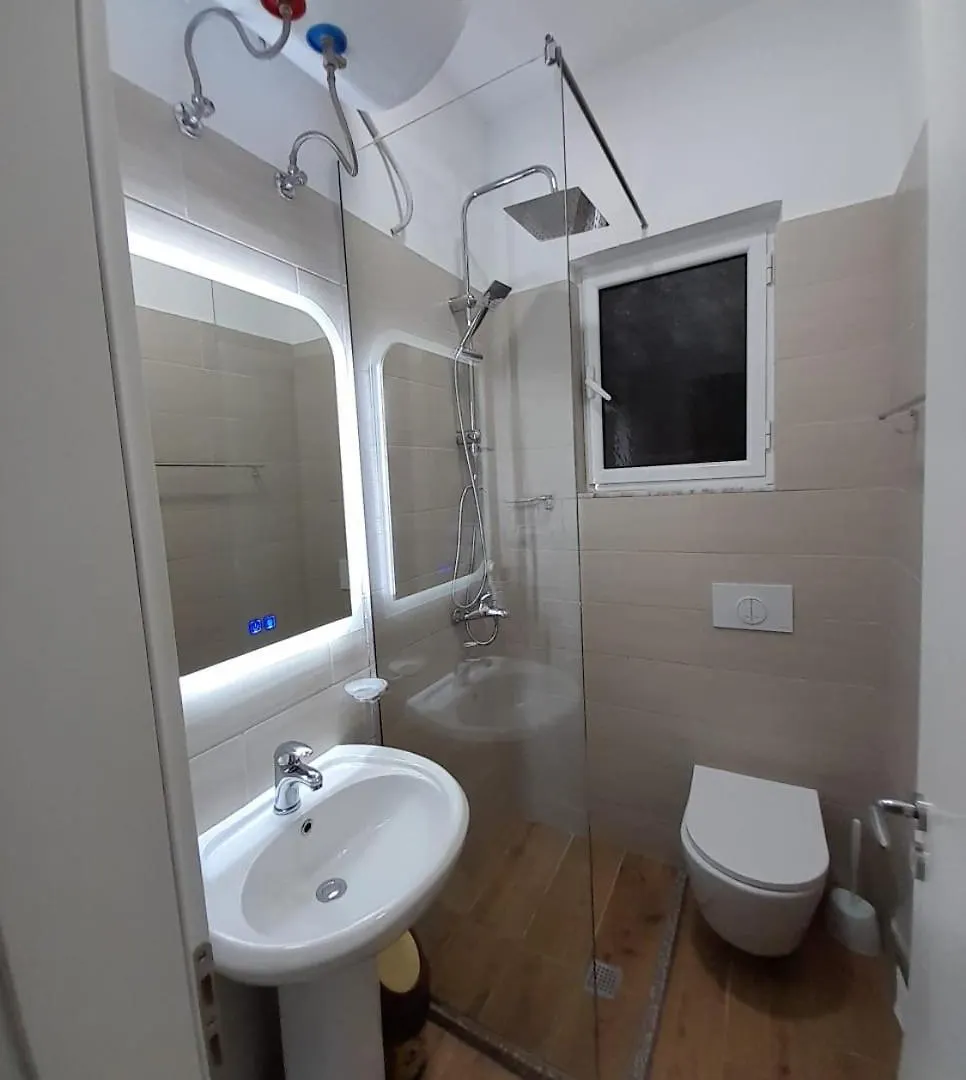 New Portside Apartments Sarande 0*,  Albania
