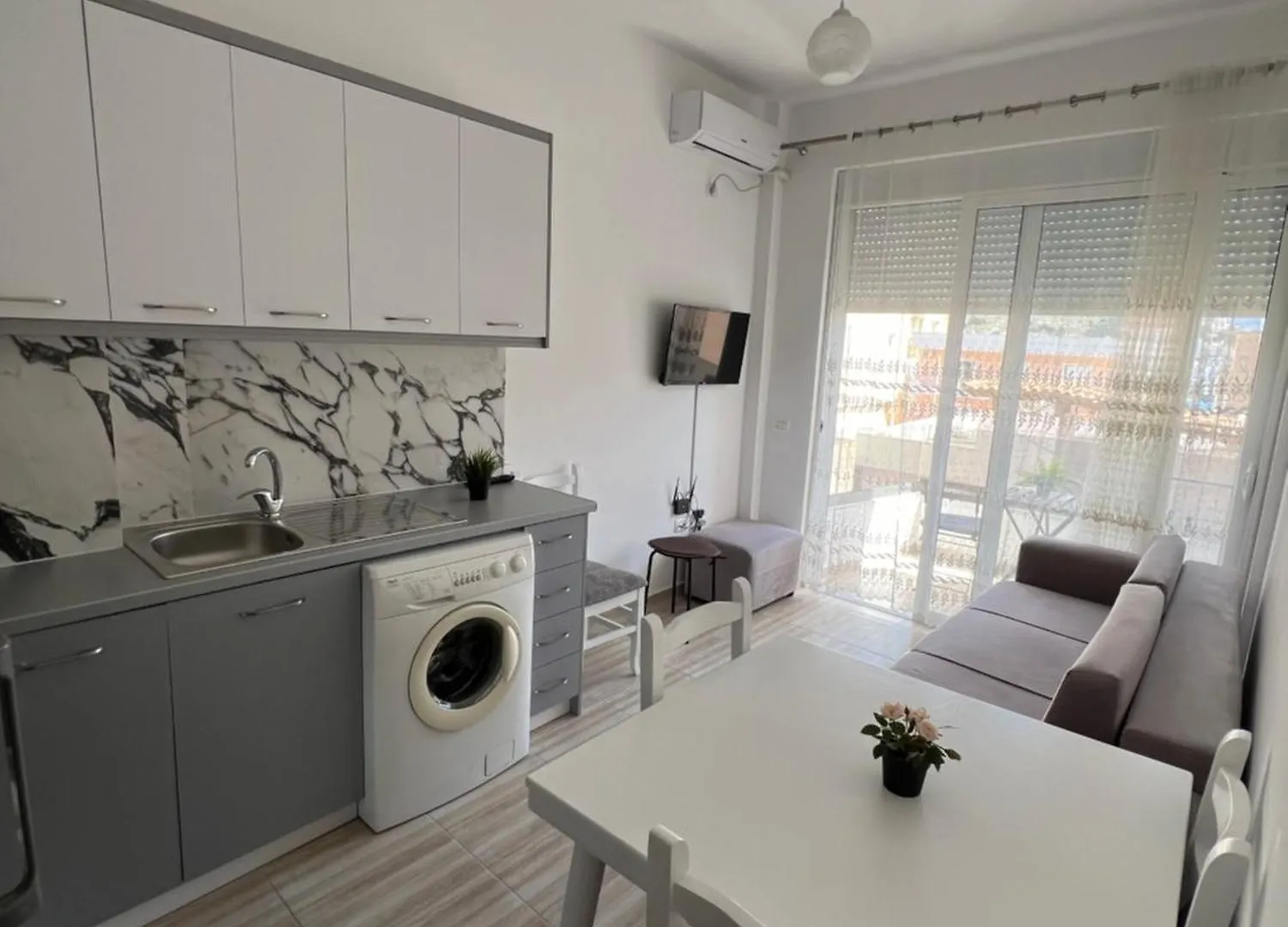 New Portside Apartments Sarande