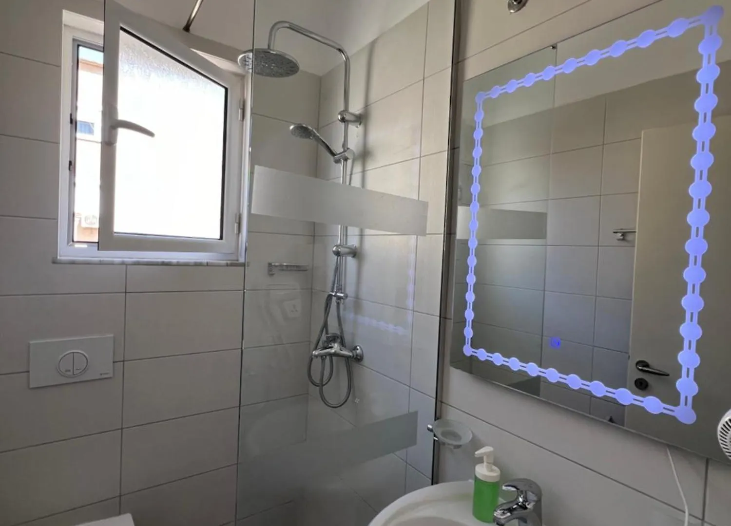 New Portside Apartments Sarande