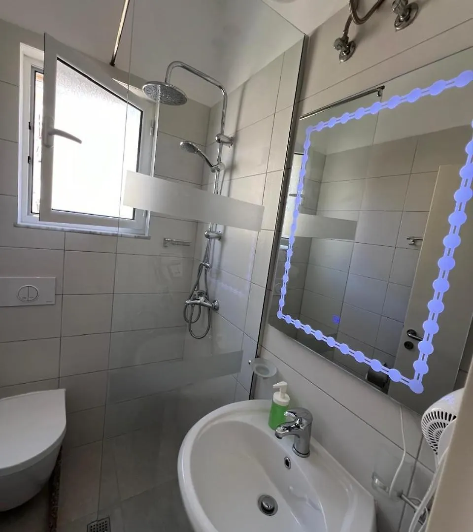 New Portside Apartments Sarande